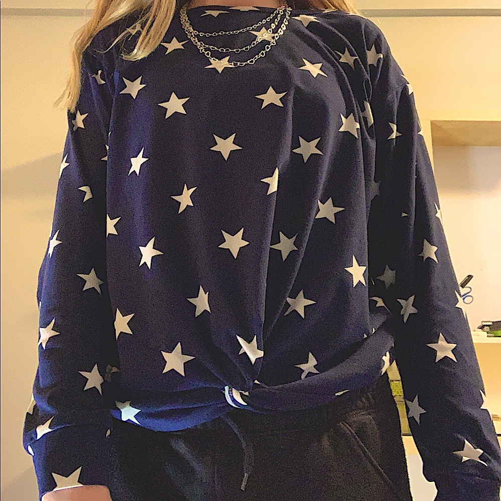 Long sleeve shirt! Lightly worn. Size 12 girls